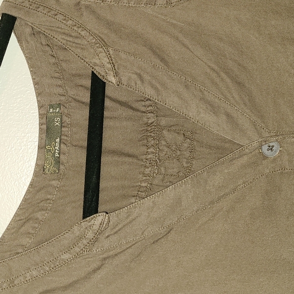 Flowy Prana Dress - Picture 2 of 4